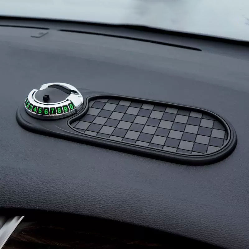 Multifunktionale Antirutschmatte - Ordnung und Sicherheit für Ihr Auto