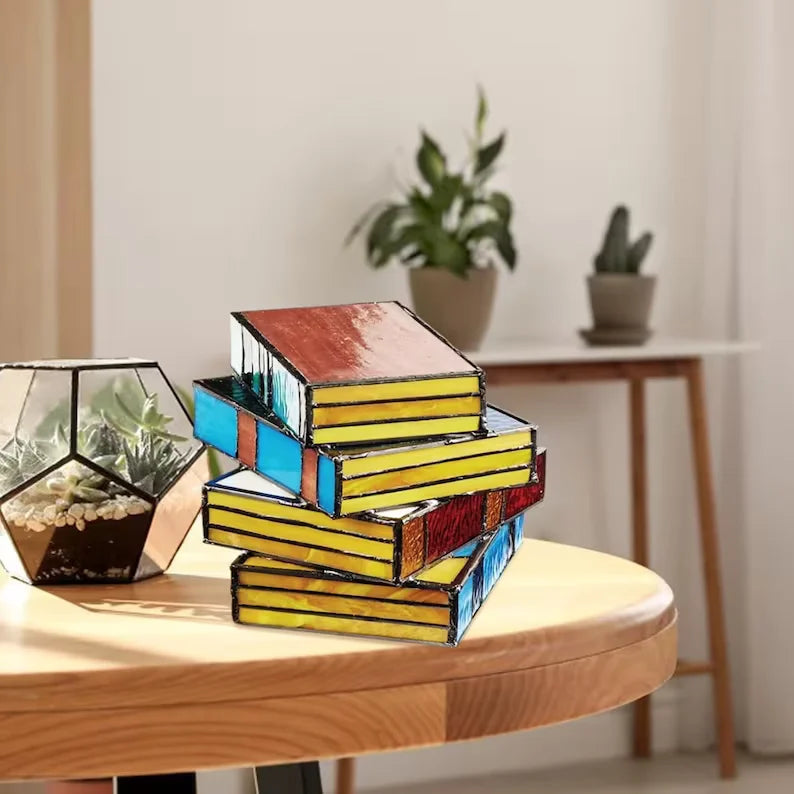Buchy - Gebeizte Stacked Buch Lampe | 50% RABATT