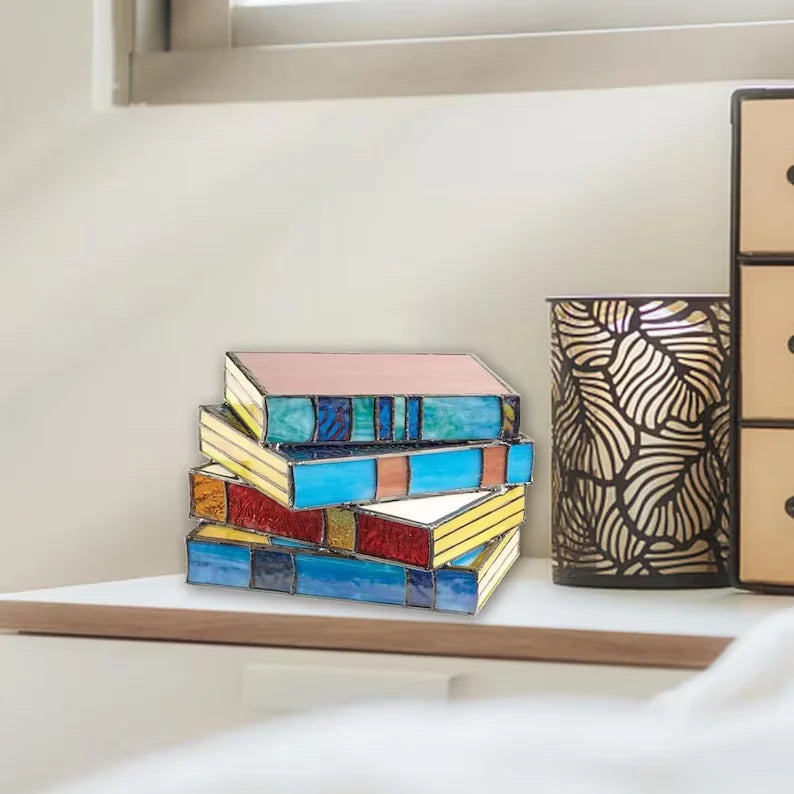 Buchy - Gebeizte Stacked Buch Lampe | 50% RABATT