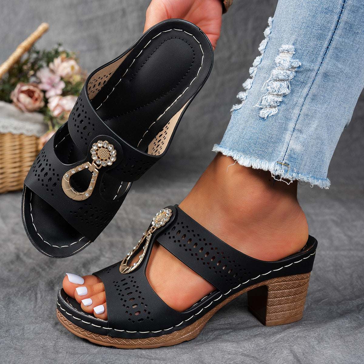 GlamoStep™ – Orthopädische Sandalen mit strassbesetztem Absatz für glamourösen Komfort den ganzen Tag