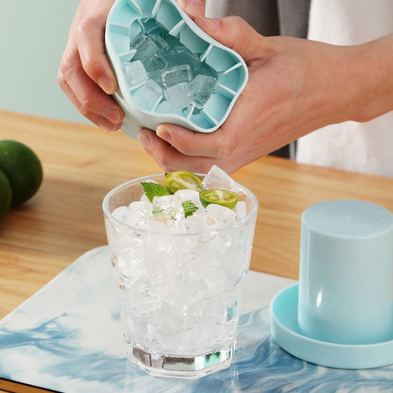 IceBucket™️ Eiswürfelbereiter aus Silikon | 1+1 GRATIS