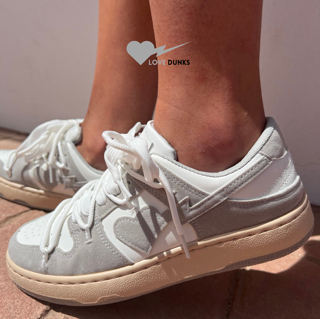 Love Flash Dunks™ - Die trendigsten Sneaker!