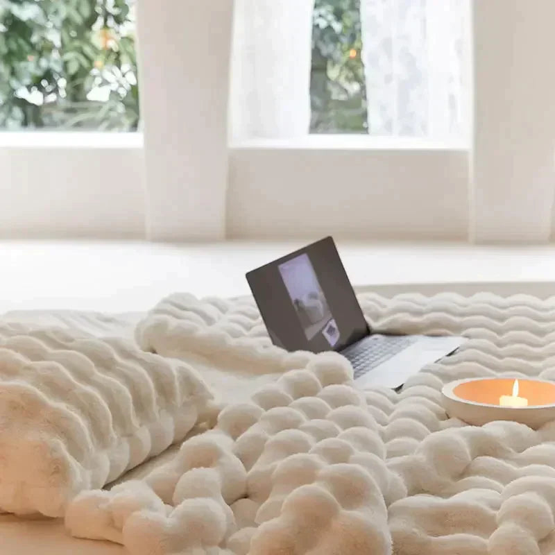 Warme Plüschdecke aus Wolle