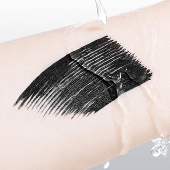 Wasserfeste, wischfeste und langanhaltende Mascara in der Tube | 1+1 GRATIS
