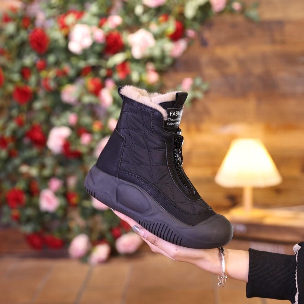 Retro-Schneestiefel mit dicken Sohlen