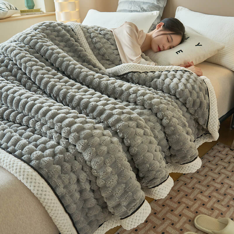 CozyFlannel – Warme dicke Flanell-Decke für Herbst & Winter