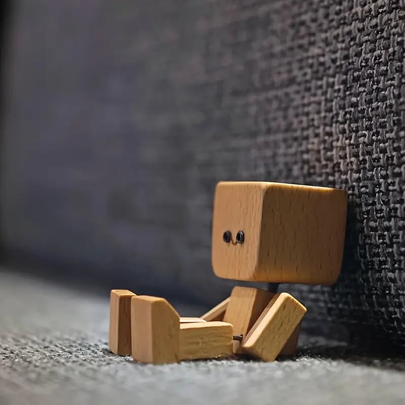 WoodieCharm™ – Handgefertigte schwingende Holzfigur | 50% Rabatt
