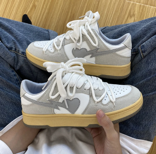 Love Flash Dunks™ - Die trendigsten Sneaker!